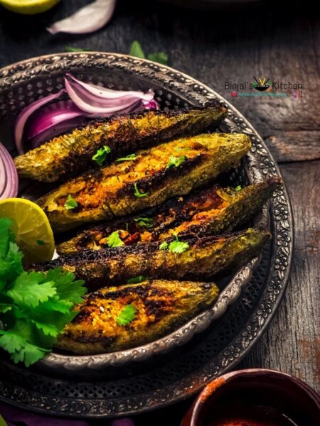 UP-Style Karela With Garlic Recipe | Bitter Gourd Made Tasty