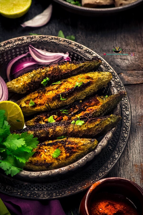 UP-Style Karela With Garlic Recipe | Bitter Gourd Made Tasty